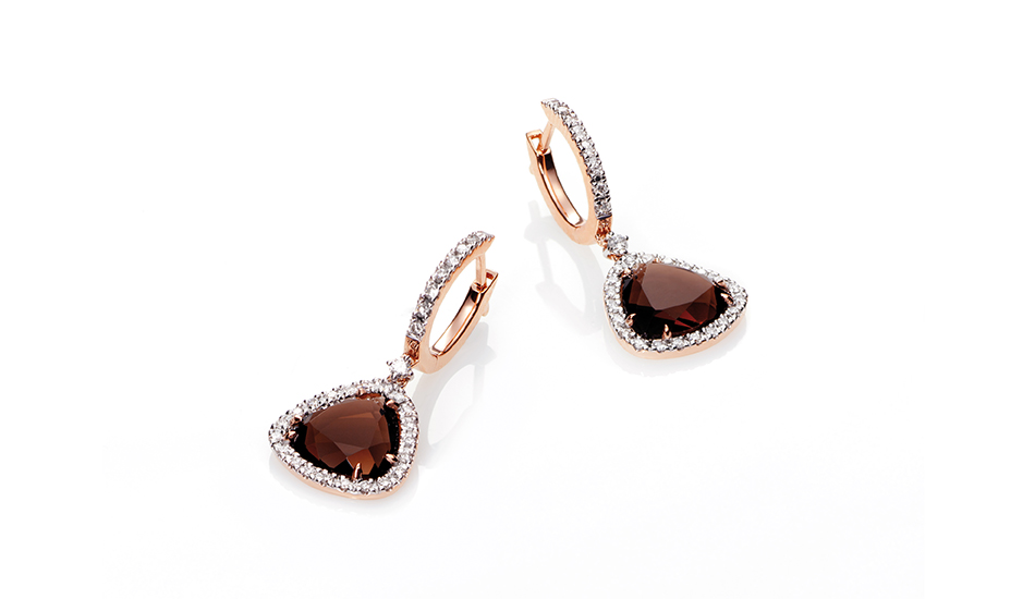 <p>18kt pink gold earrings with smoky quartz and diamonds</p>