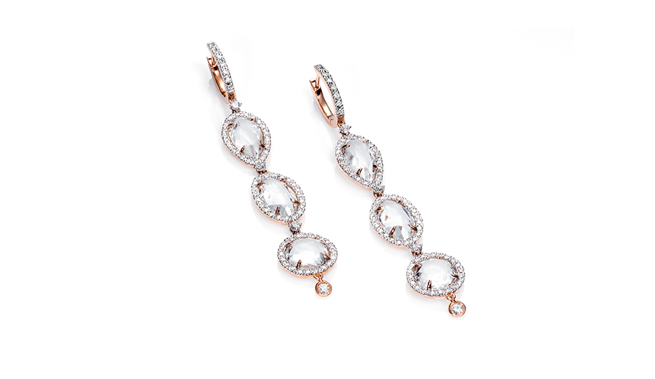 <p>Pendientes en oro rosa 18ktes con cristal de roca y diamantes</p>