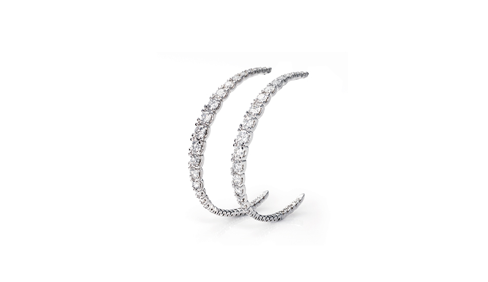 18kt white gold Earrings with white diamonds