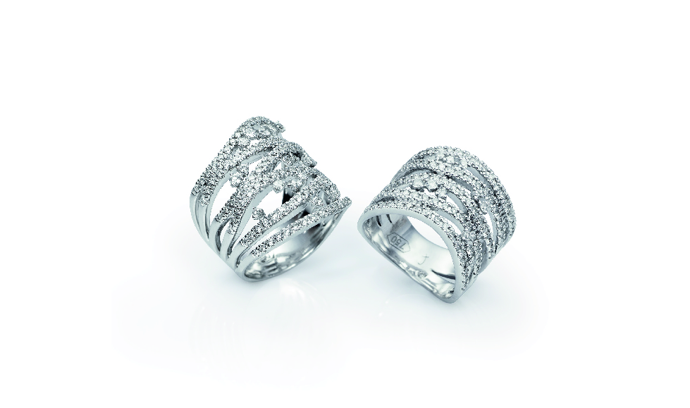 18kt white gold rings with white diamonds